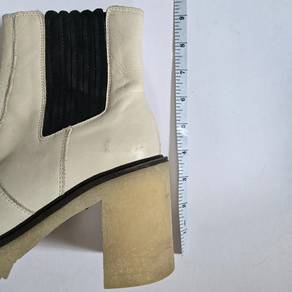 Free People James Chunky Heel Chelsea Boot White Leather Size US 7.5 EU 38